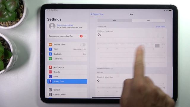 How to Check the Total Screen Time on the iPad Pro 11'' 2022 смотреть онлайн