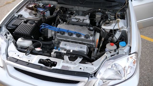 This Civic is a 90's Era Honda Survivor | 34,000 Mile Civic Coupe смотреть онлайн