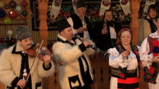 Florica Tomoiaga si Ionut Bledea - Vezi Florica vreme trece смотреть онлайн