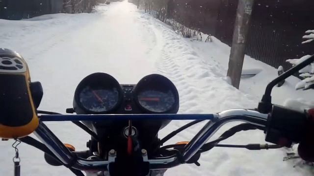 Покатушки на мопеде Альфа 110/ Почему недолюбливают мотоциклистов? смотреть онлайн