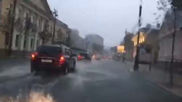 Ливень на Большой Ордынке 19 августа 2016 смотреть онлайн