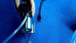 ID4627 Вакуумный насос 12V/12L/min