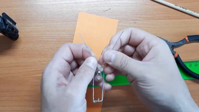 Бабочка из скрепок и картона, которая летает! Как сделать игрушку из того, что под рукой. смотреть онлайн