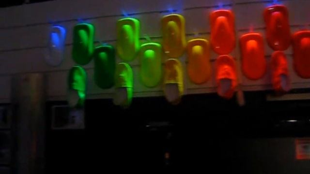 Флуоресцентные краски спрей и на развес в magazin-krasok.com смотреть онлайн