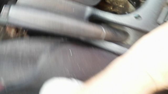 Где находиться регулировка ручника Мицубиси Каризма.mp4 смотреть онлайн