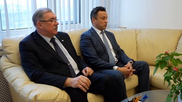 Где и кем работают ФЭА-шники? смотреть онлайн