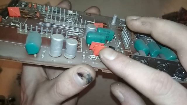 Тюнер РАДИОТЕХНИКА Т-101-Стерео разборка. Обзор, содержание драгметаллов. смотреть онлайн