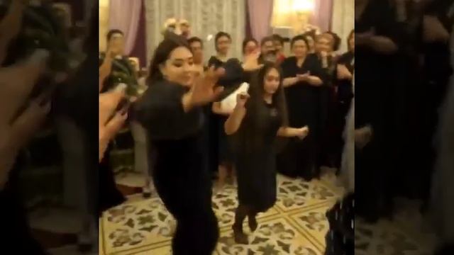 Дала Жару Всем! ?? Цыганочка Танцует на Свадьбе ? смотреть онлайн