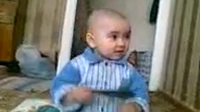 Сабринка засыпает.3gp смотреть онлайн