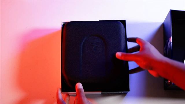 Best Studio Headphones (2019) | Focal Listen Pro Headphones Unboxing смотреть онлайн
