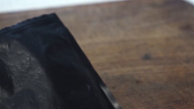 Как измельчить кофе без кофемолки смотреть онлайн