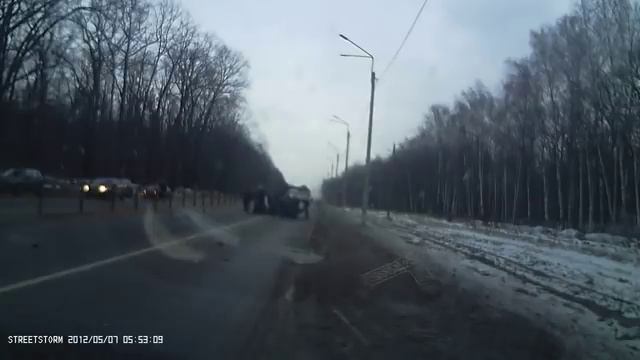 Пьяный водитель перевернулся на тигуане смотреть онлайн