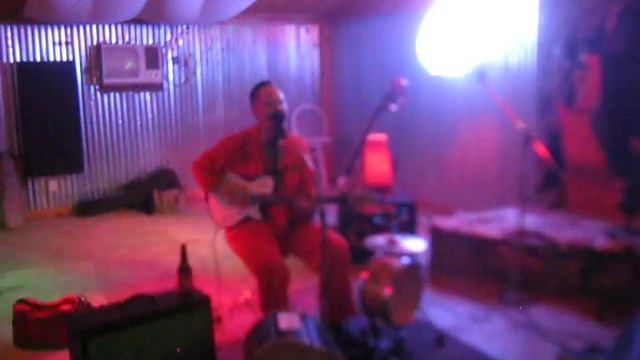 Live at the Texas Rose Saloon - Johnny Jailbird 8/22/2015 Part 2 смотреть онлайн