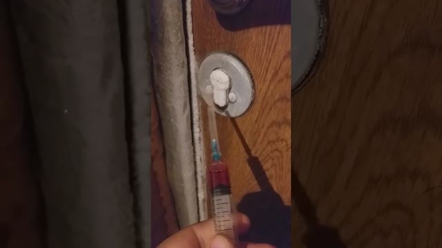 Замёрз замок//Как я открываю замок//Маленькие хитрости//Советы//Приколы в деревне//Тик Ток #Shorts смотреть онлайн