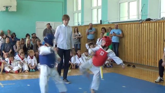Спаринг Егор/Арсений смотреть онлайн