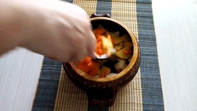 Жаркое из рыбы в горшочке попробуйте не пожалеете, очень вкусно смотреть онлайн