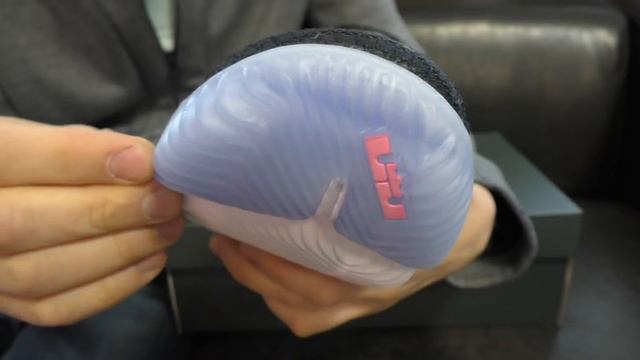 Обзор кроссовок Nike LeBron 16 Low - Выпуск #417 смотреть онлайн