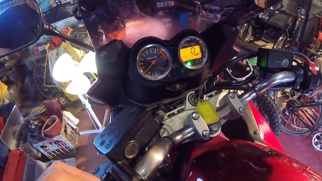 SUZUKI BANDIT POPS WHEN STARTED UP смотреть онлайн