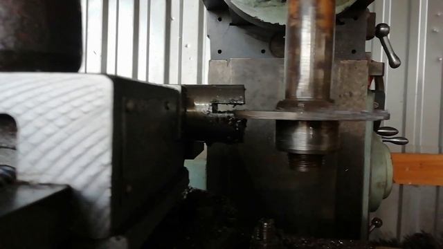 Первая работа на фрезерном станке 675. Обновки для фрезерного станка. смотреть онлайн