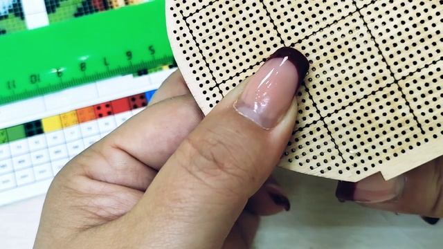 82. Вышивка на дереве в двусторонней технике. Матрёшка Осень смотреть онлайн