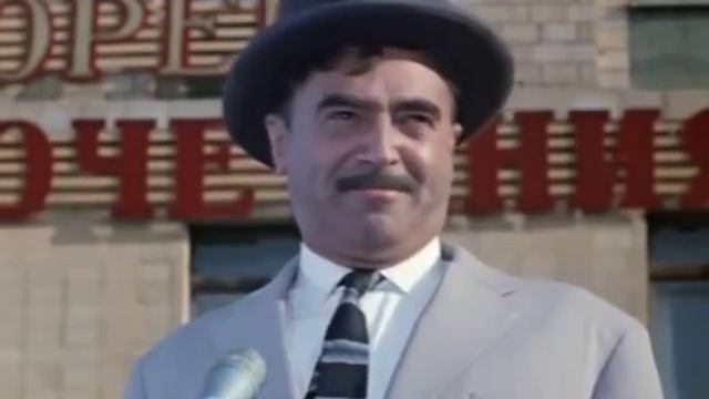 Комсомолка, спортсменка и просто красавица смотреть онлайн