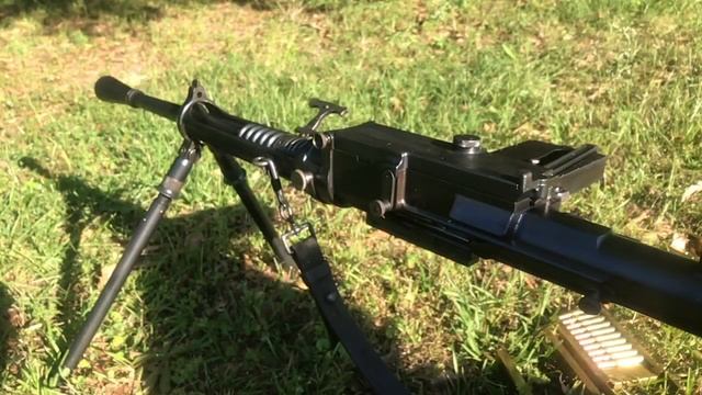 Shooting the BREDA Model 30 Light Machine Gun! смотреть онлайн