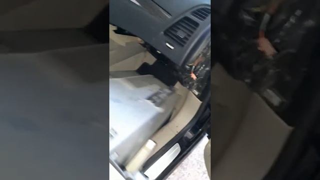 Renault Latitude polen filtresi değişimi смотреть онлайн