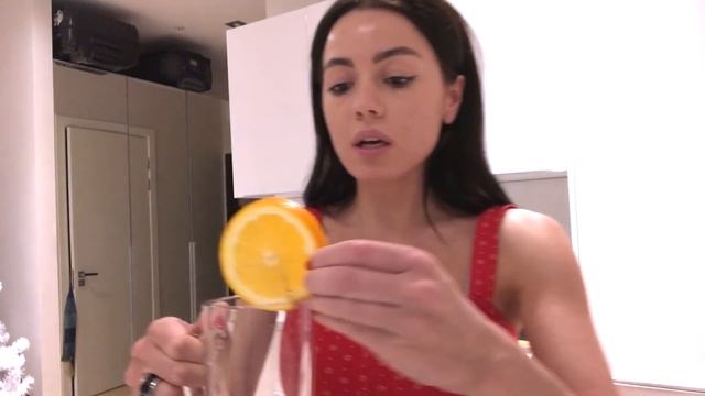 НОВОГОДНИЕ РЕЦЕПТЫ / ГОТОВИМ ПРЯНИЧНЫЙ ЧАЙ смотреть онлайн