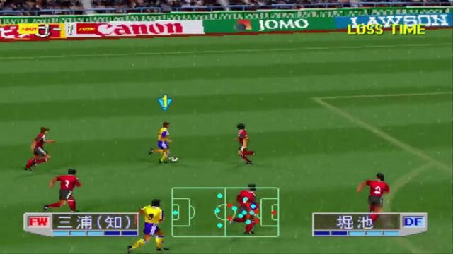 J.League Jikkyou Winning Eleven 3 - All Star Match - J-East vs J-West - PlayStation (PS1) смотреть онлайн