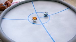 БЕЙБЛЭЙД ЛЕГО ИГРА НА БОЛЬШОЙ АРЕНЕ Папа И Сын BeyBlade Burst из Lego