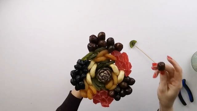 Мастер класс "Букет из сухофруктов с кедровой шишкой" смотреть онлайн