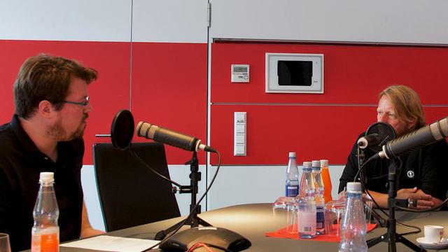 VfB-Sportchef Sven Mislintat über Social Media und Atakan Karazor смотреть онлайн