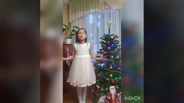 "Новогодняя звезда". Валеева Азалия (10 лет), Тюлячинский район, д. Комаровка смотреть онлайн