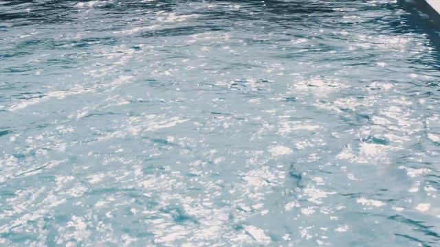 City Line - Starline Pool смотреть онлайн