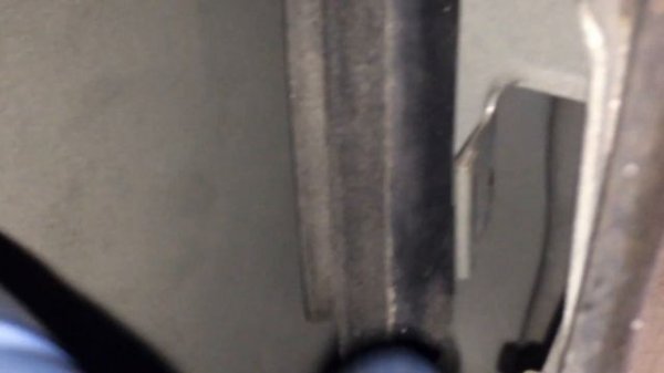 Mercedes Benz W163 Door Check Stopper DIY Remove Front Door Panel 1998 - 2005 ML320, ML350, ML500