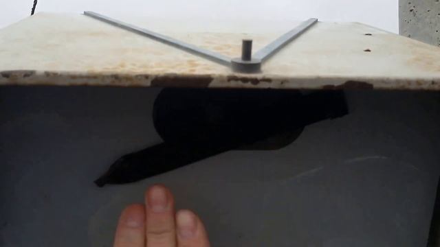 Заклеил камеру изолентой. смотреть онлайн