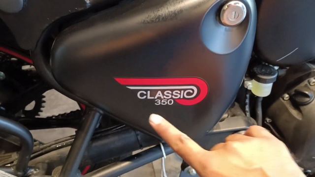 कोन सी खरीदें 2023 Royal Enfield Classic 350 Vs Standard 350 Comparison | On Road Price Pros & Cons смотреть онлайн