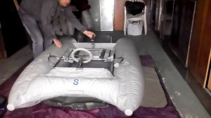 Мини лодка катамаранного типа с рулевым управлением для бензинового или электро мотора