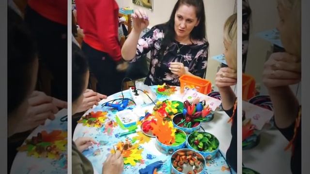 Творческая гостиная "Краски осени" смотреть онлайн