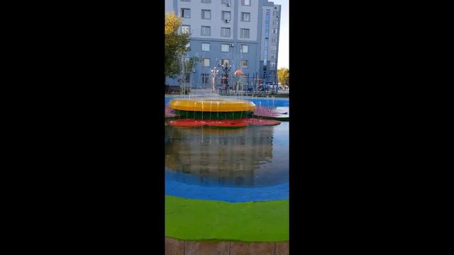 тепло солнца на закате // фонтан Ромашка смотреть онлайн