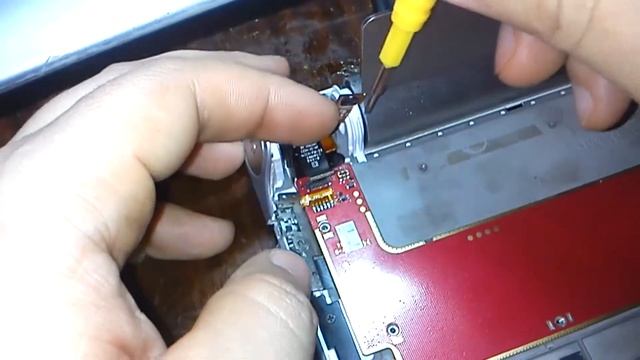 Как разобрать планшет планшет Lenovo B6000 Yoga Tablet8 замена микро юсб смотреть онлайн