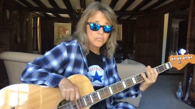 Suzin Quatro Bass Line Episode 15 смотреть онлайн