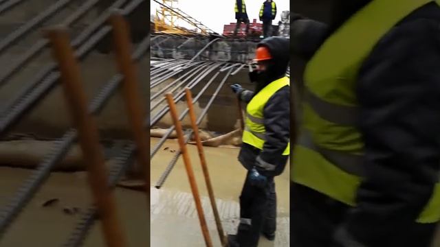 Электронасос на стройке смотреть онлайн