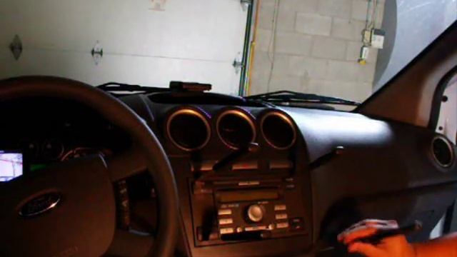 Removing factory stereo from 2010 (and up) Ford Transit Connect - WITHOUT KEYS смотреть онлайн