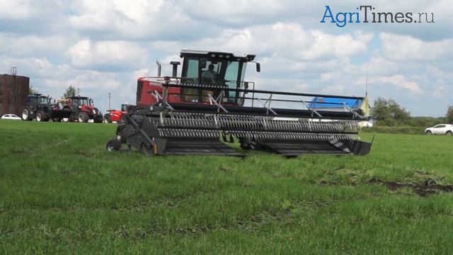 Самоходная косилка Massey Ferguson WR9840 смотреть онлайн