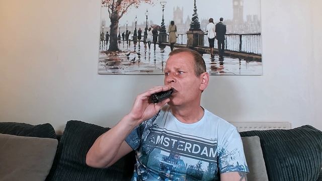 Sunday Sofa Juice Review - Three From Pukka Juice. смотреть онлайн