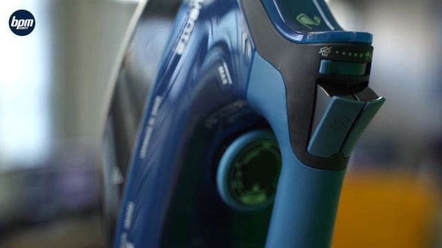 Ferro da stiro Rowenta DW7120D1, addrizza tutte le pieghe смотреть онлайн
