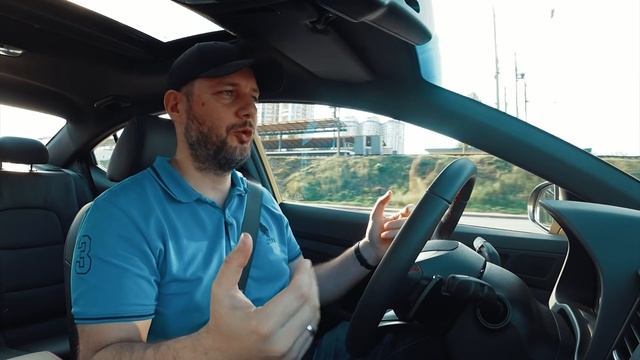 Японо-корейский холивар Honda Civic 5D vs Hyundai Elantra Sport. Тест хэтчбеков смотреть онлайн