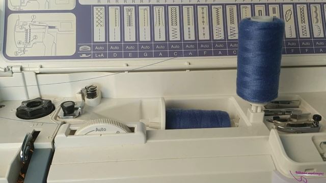 Почему двойная игла пропускает стежки. Все решения в одном видеоролике смотреть онлайн