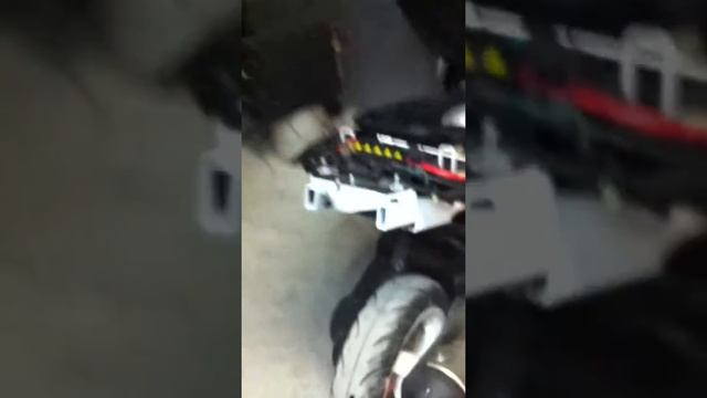 Музака на скутер смотреть онлайн